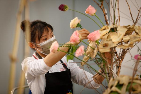 这些中国姑娘们，大写的优秀！